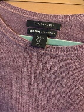 Tahari Lavender 100% Cashmere Sweater, XL, smoke free home